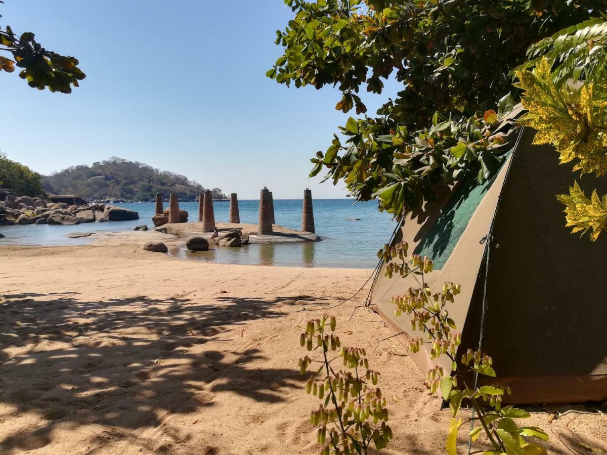 Mufasa Eco Lodge Monkey Bay Esterno foto
