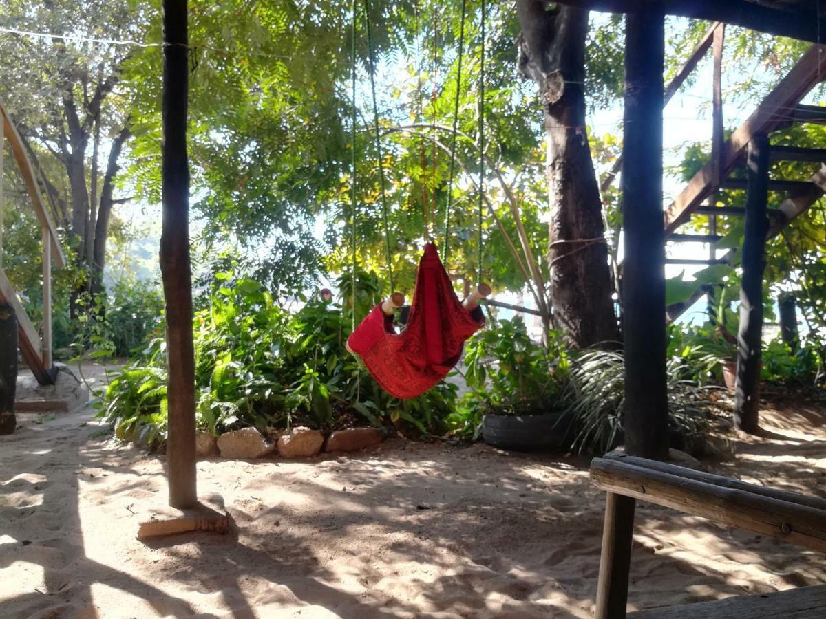 Mufasa Eco Lodge Monkey Bay Esterno foto